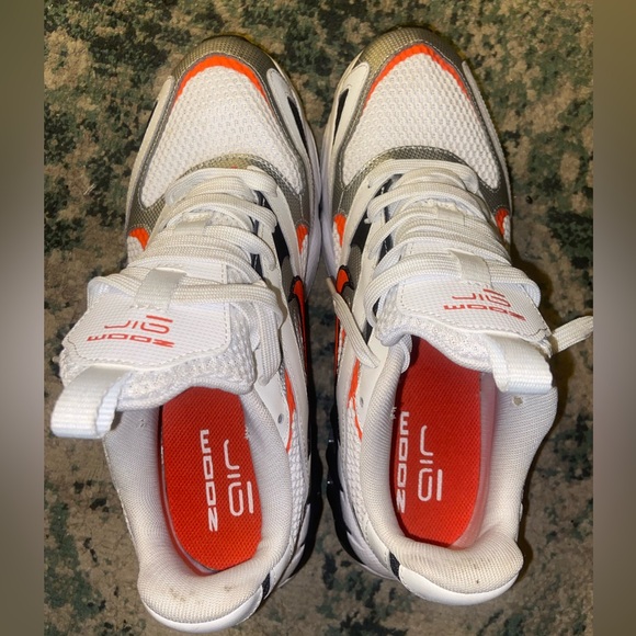 Nike Zoom Air Fire “Team Orange” White/ Silver Sneakers- Women's Size 9 - Picture 4 of 7